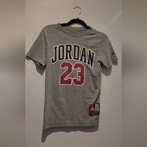 Jordan - Michael Jordan Gray and Red Kids Tee GUC Size M (Age 10-12)